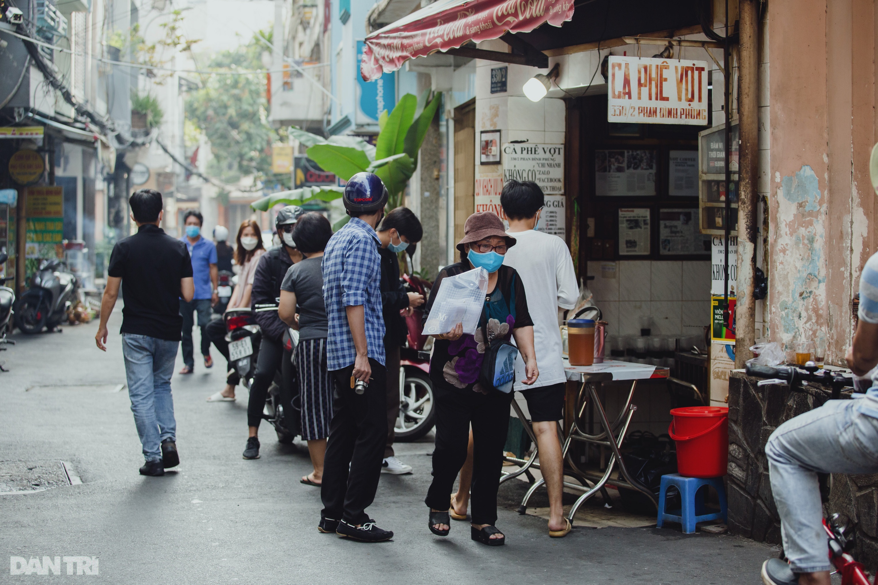 Top 10: Cà Phê Vợt Chợ Bến Thành