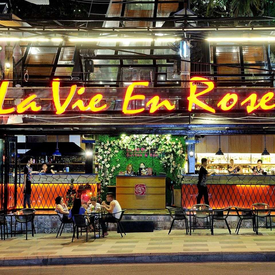 Top 11: La Rose Cafe