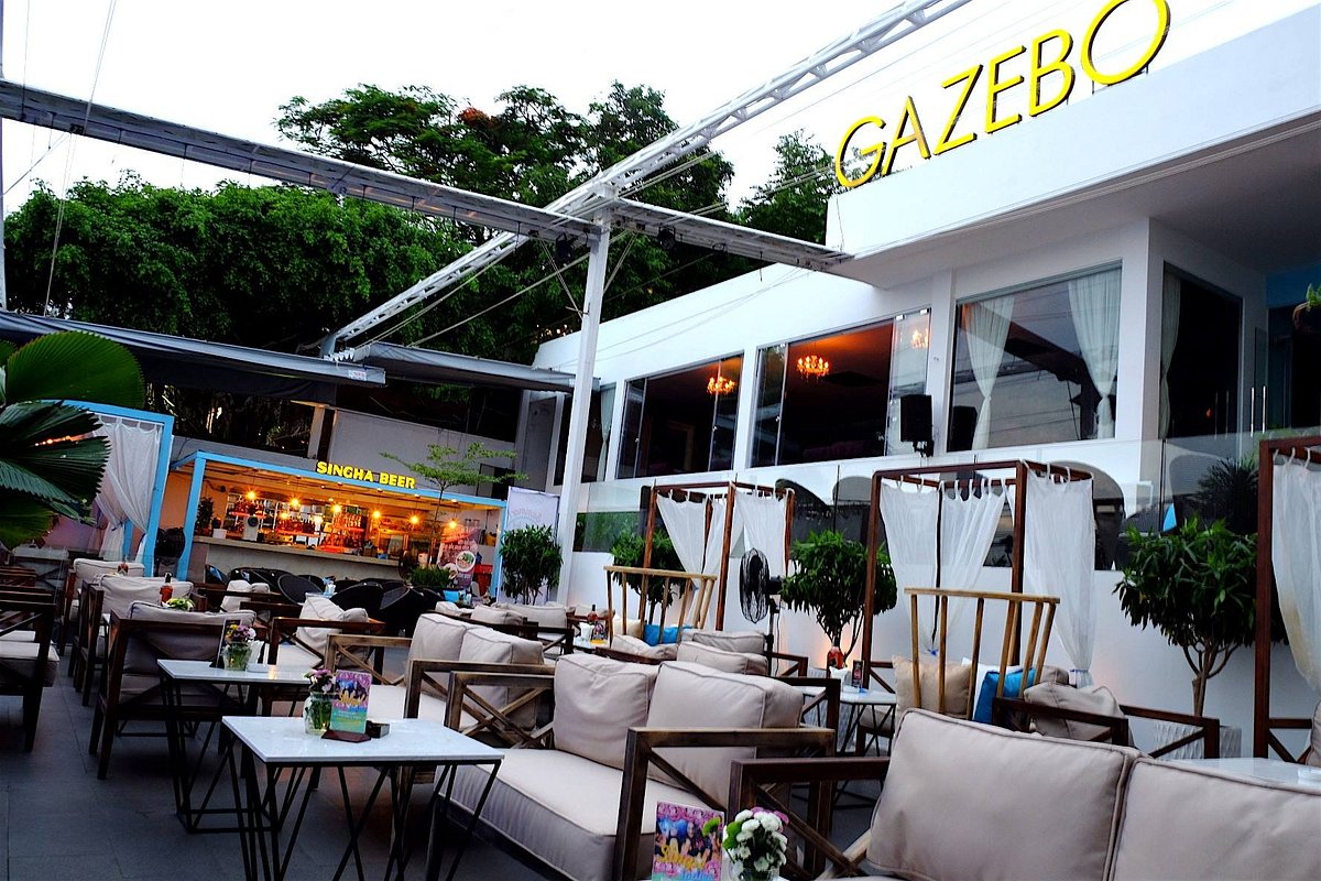 Top 5: Gazebo Beach Front Lounge Cafe