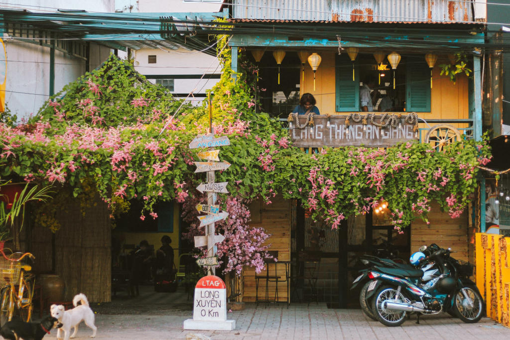 Top 7: Lang Thang An Giang Café