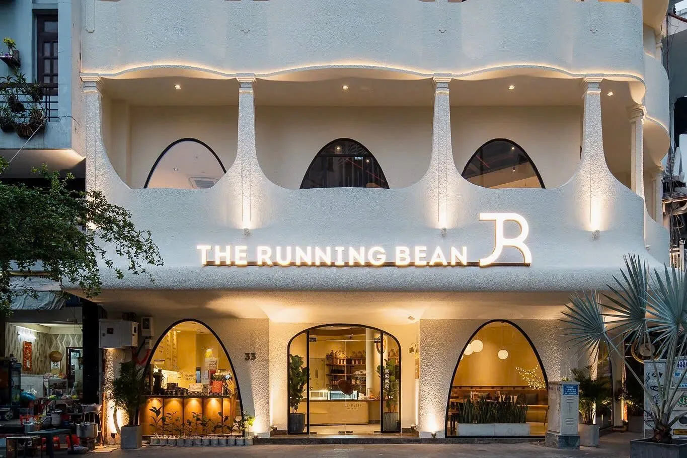 Top 9: The Running Bean - Quán cà phê quận 1 có view check-in siêu đẹp